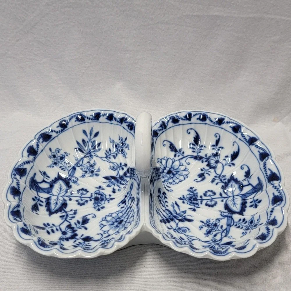 Vtg Meissen Porcelain Blue Onion Pattern Handled 2 Part Divided Dish 1815/1923